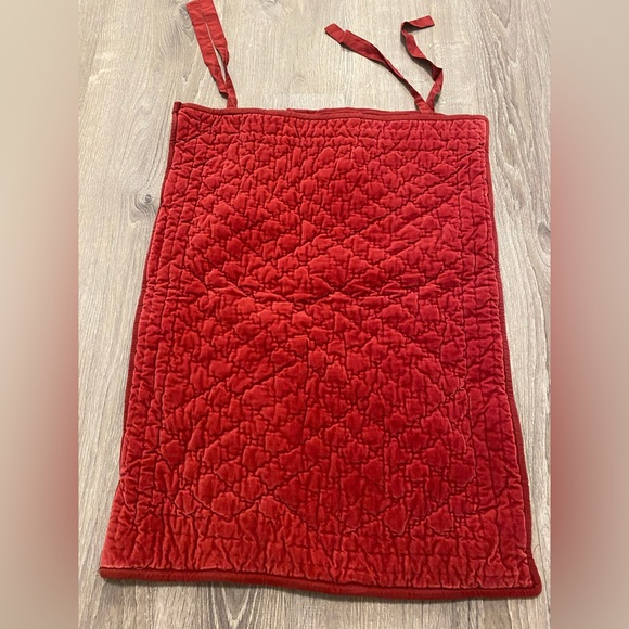 SOLD Pottery Barn Velvet Silk Cotton Quilted Standard Sham Ruby Red 20x26 - Picture 2 of 11